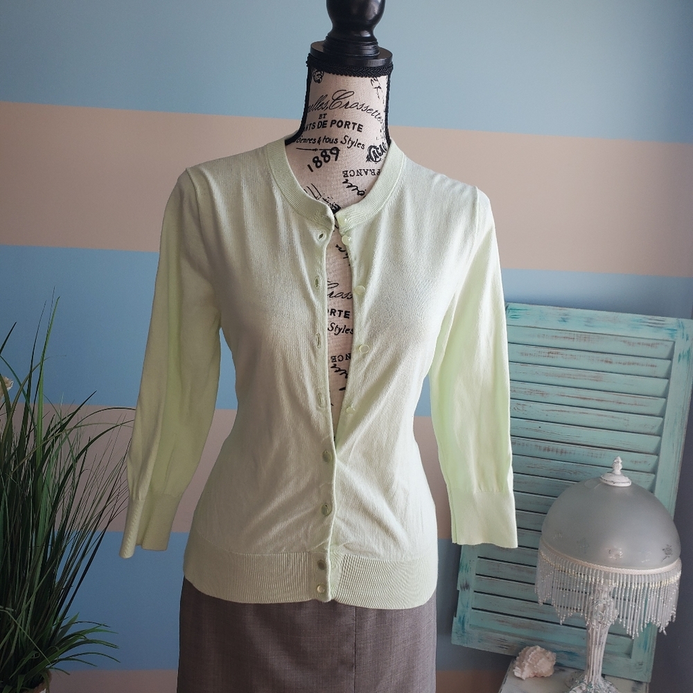 J. CREW Light Green Cardigan - Picture 1 of 6